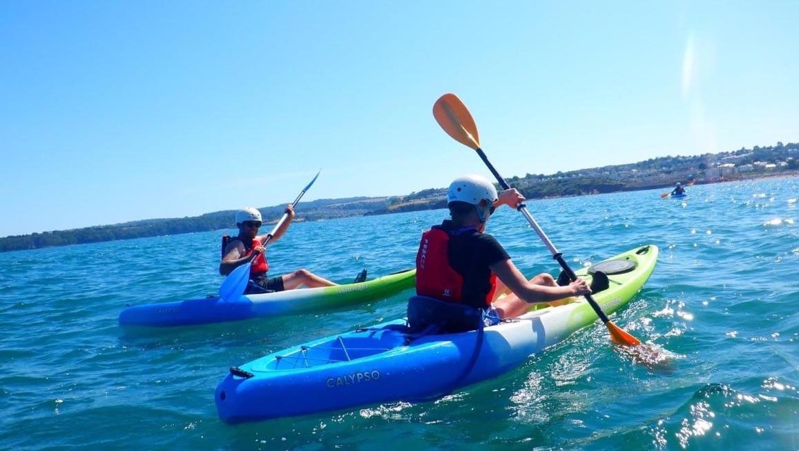 The Bonting Beautiful Three Bed Townhouse Near Harbour And Beach Torquay Bagian luar foto