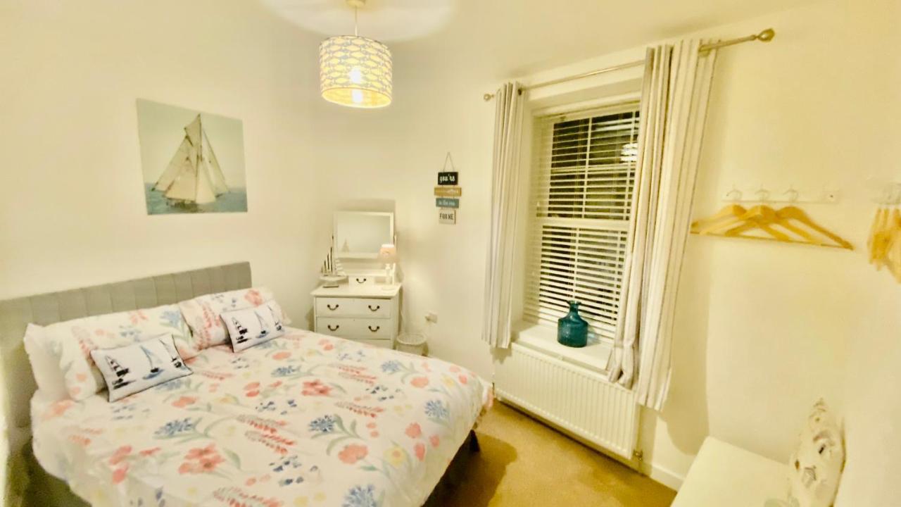 The Bonting Beautiful Three Bed Townhouse Near Harbour And Beach Torquay Bagian luar foto