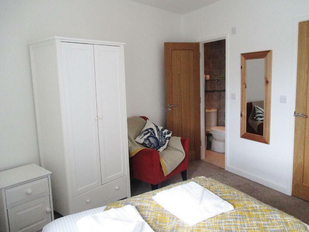 The Bonting Beautiful Three Bed Townhouse Near Harbour And Beach Torquay Bagian luar foto